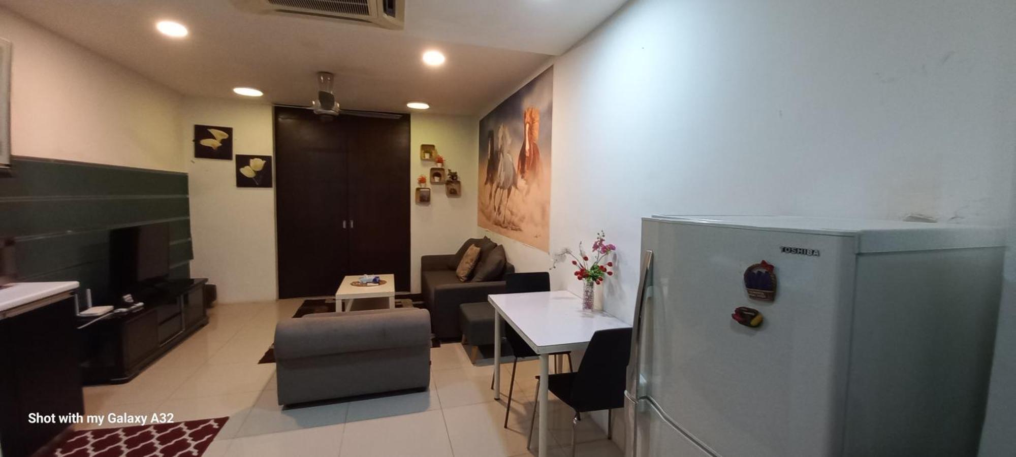One Maxim Residence At Taragon Kuala Lumpur Extérieur photo