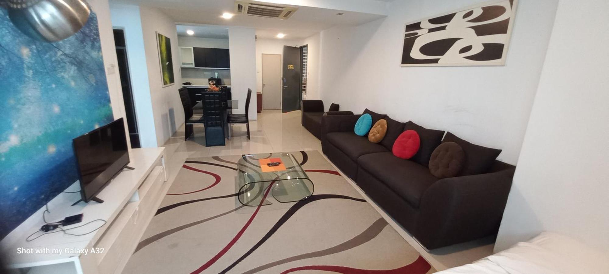 One Maxim Residence At Taragon Kuala Lumpur Extérieur photo